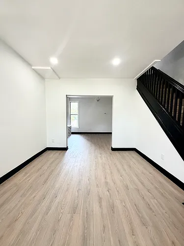 2525 W Lafayette Ave Photo 1