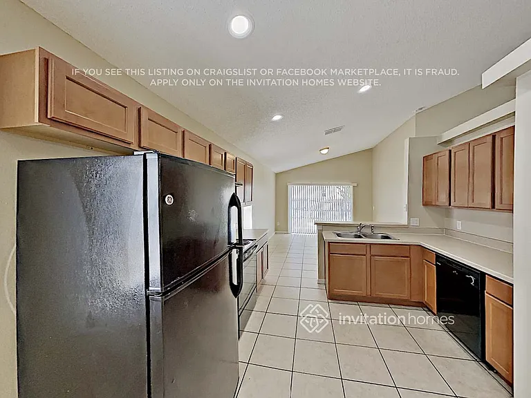 16524 Golden Eagle Blvd — Photo 9