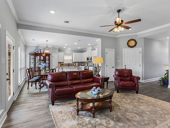 5th image of 857 Hope Hollow Dr