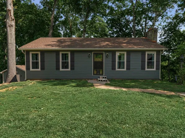 7552 Cemetery Rd, Bowling Green, KY 42103