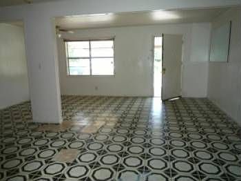 4th image of 151 Laurelwood Dr