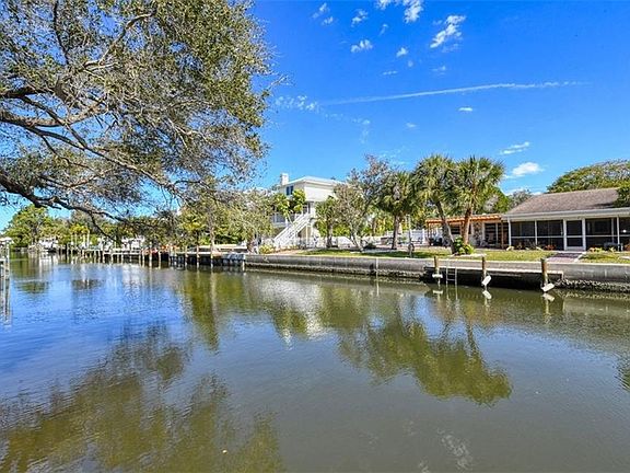 4th image of 56 Island Cir #58
