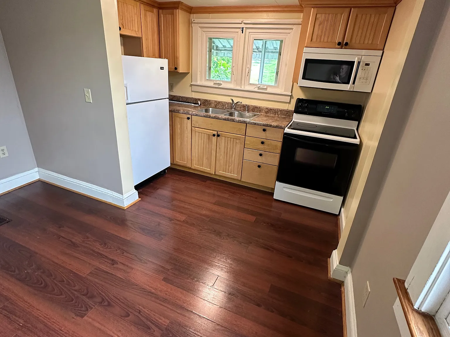 2 bed, 1476 sqft, $850 — Photo 3