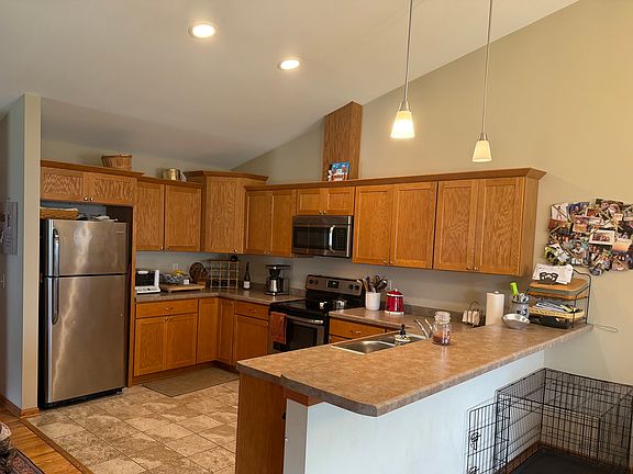 3rd image of 2316 Lake Woods Way