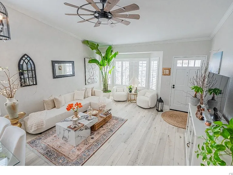2971 Pembroke Ave — Photo 4
