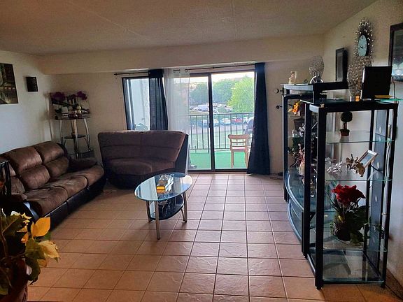 3rd image of 375 Plum Creek Dr #3092