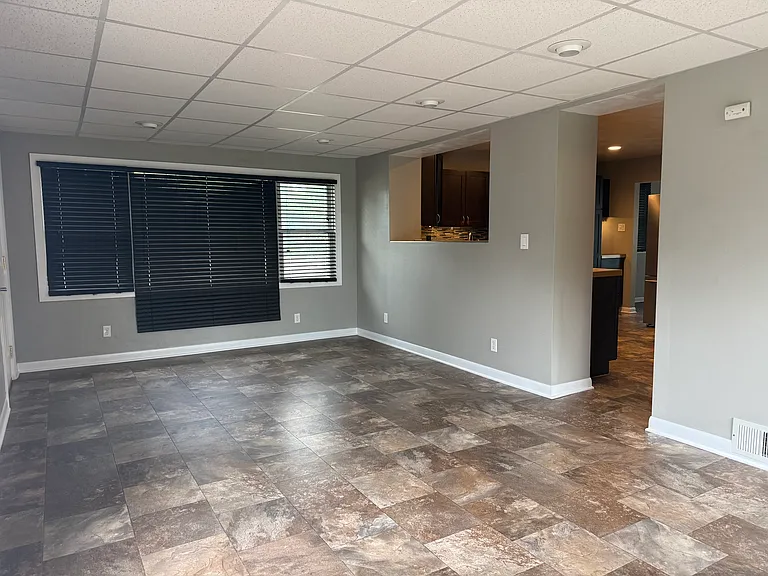 1614 Rebecca Dr — Photo 11