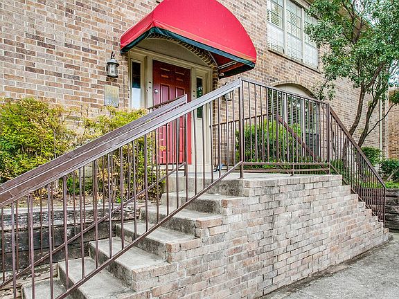 2nd image of 7926 Broadway St APT 405