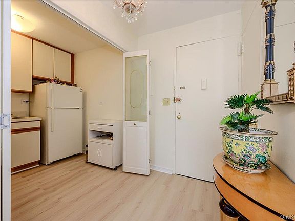 3rd image of 172-70 Highland Avenue #9-L