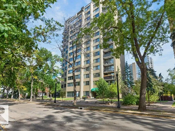9921 104th St NW #703, Edmonton, AB T5K 2K3