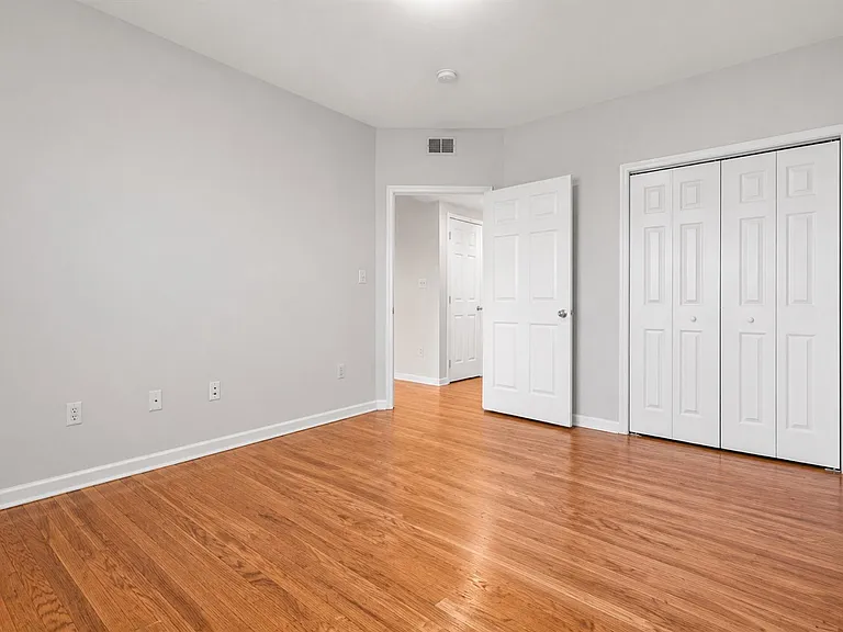 920 Jefferson St #603 — Photo 5