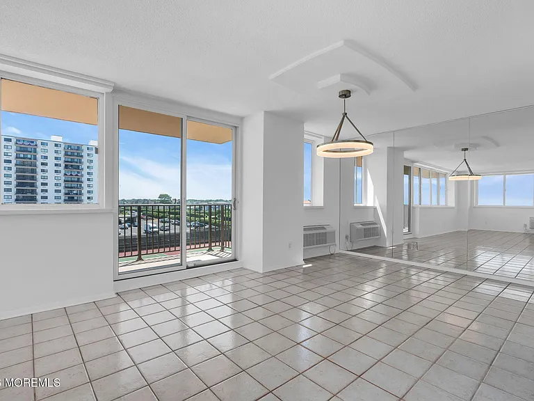 55 Ocean Ave #3L — Photo 3
