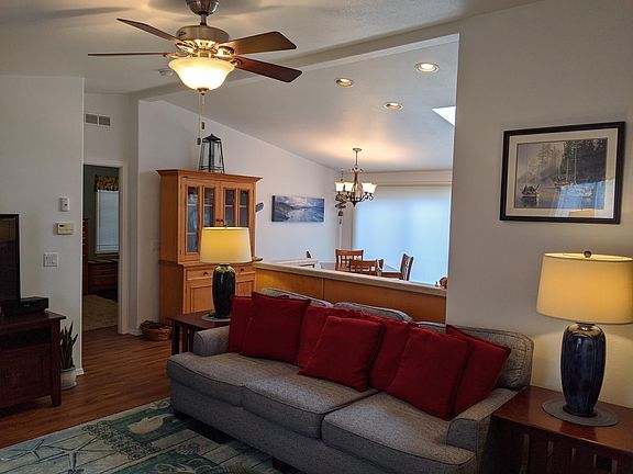 4th image of 3820 Summit Ridge Cir