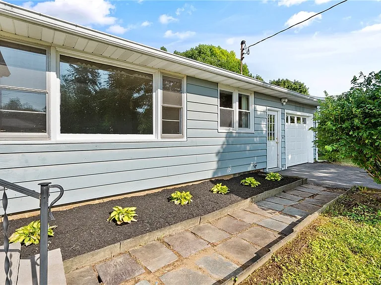 107 Overlook Dr — Photo 34