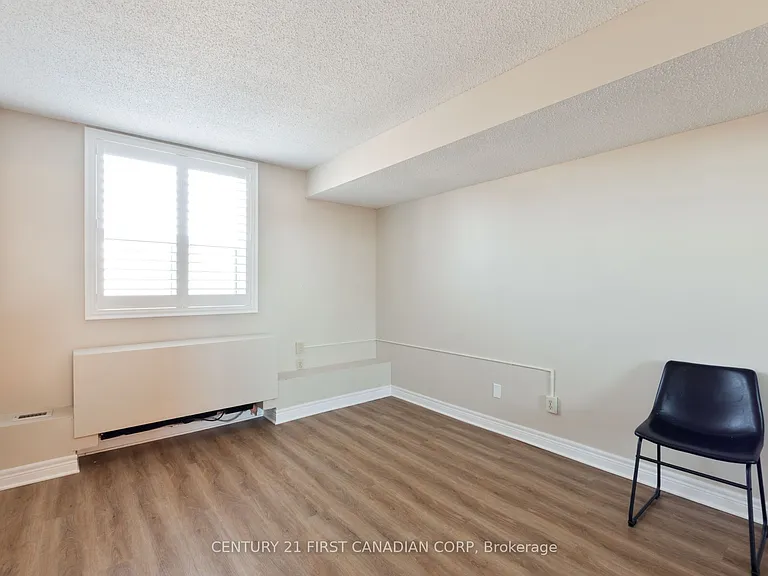 600 Talbot St #412 — Photo 30
