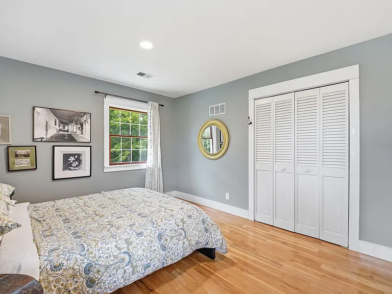 10200 Grandview Rd — Photo 30