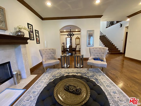 4th image of 2056 Kerwood Ave
