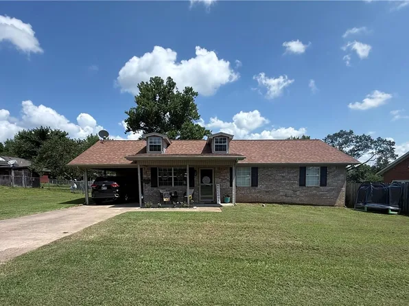 604 W Carver St, Ozark, AR 72949