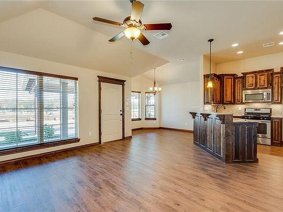 3rd image of 8912 SW 55th St #B