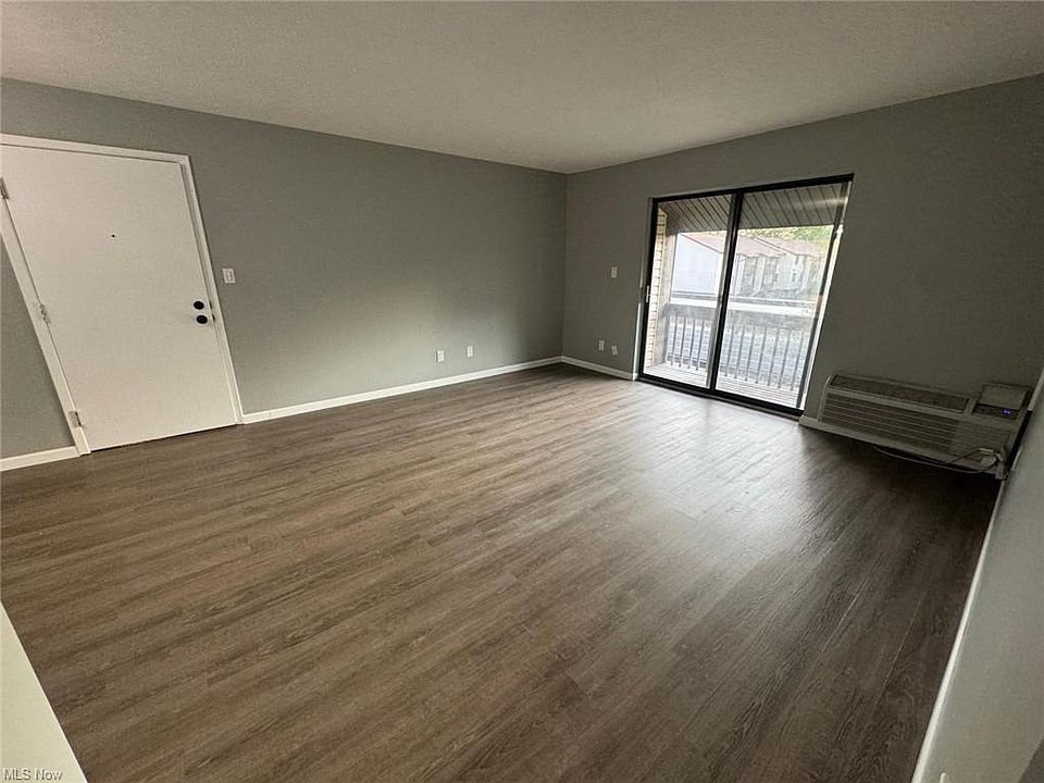 2nd image of 27401 Westown Blvd