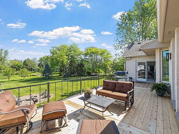 5th image of 11658 Country Pond Dr