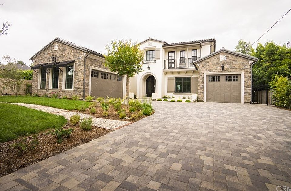 1st image of 6756 La Presa Dr