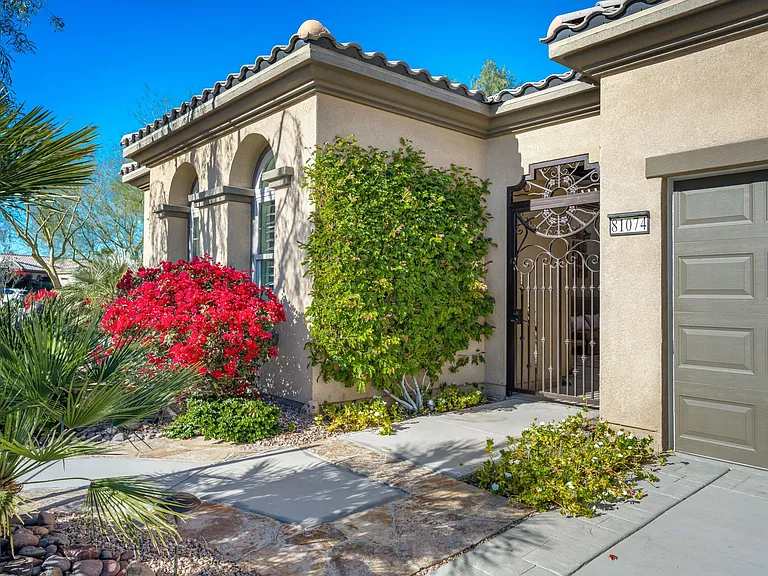 81074 Avenida Neblina #1 — Photo 8