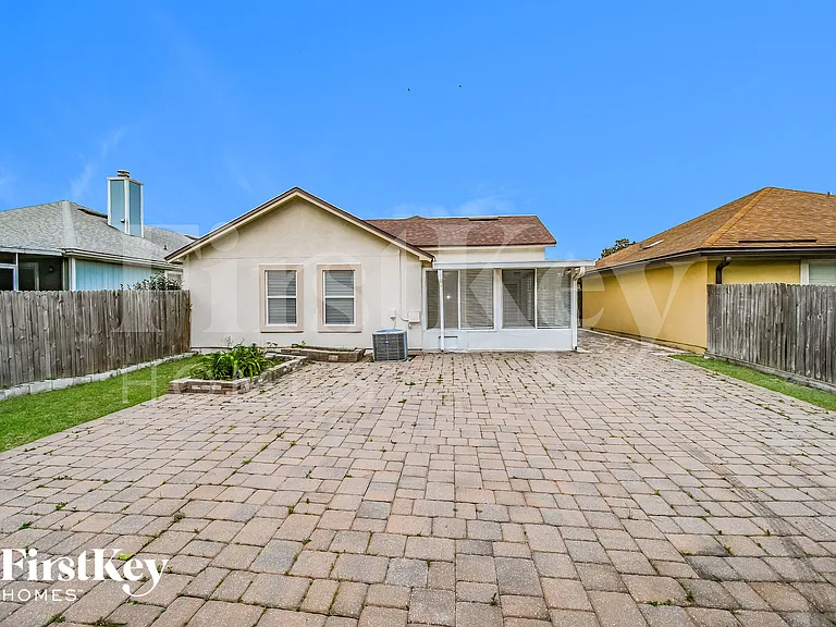 12342 Carriann Cove Trl S — Photo 15