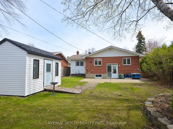 866 Claude St, Ottawa, ON K1K 2S6
