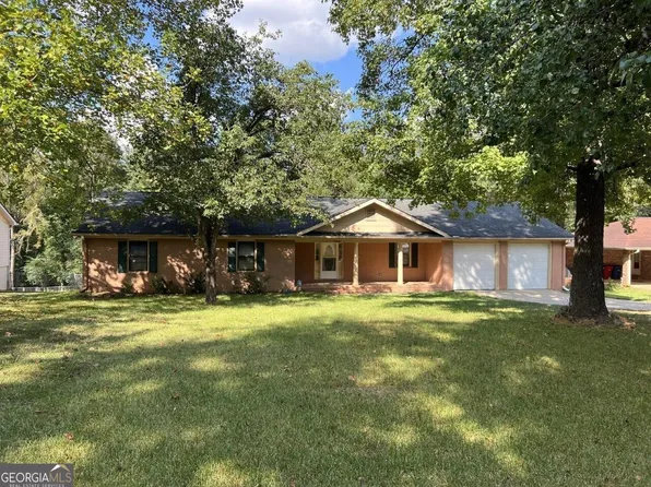 1154 Clairmont Pl, Macon, GA 31204