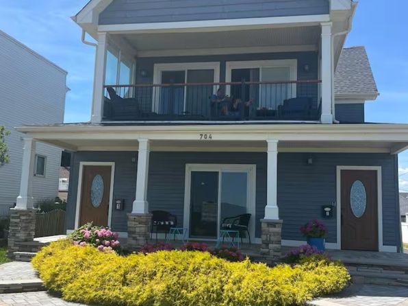 704 Ocean Ave #1