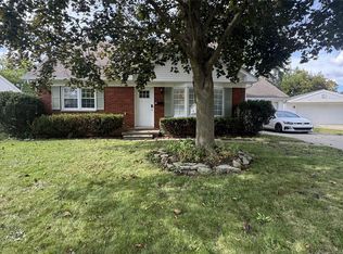 145 Crampton Dr, Monroe, MI 48162
