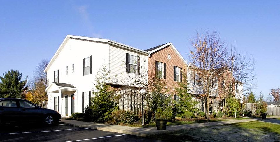 1st image of 400 Waterside Ave NW