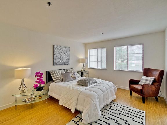 5th image of 10251 Nile Dr