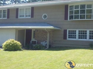 4172 Lucan Rd, Liverpool, NY 13090