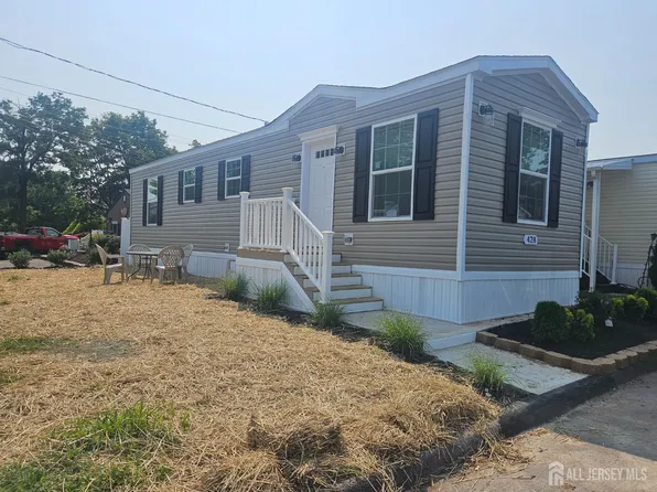 428 Kenbury Rd, Branchburg Township, NJ 08876