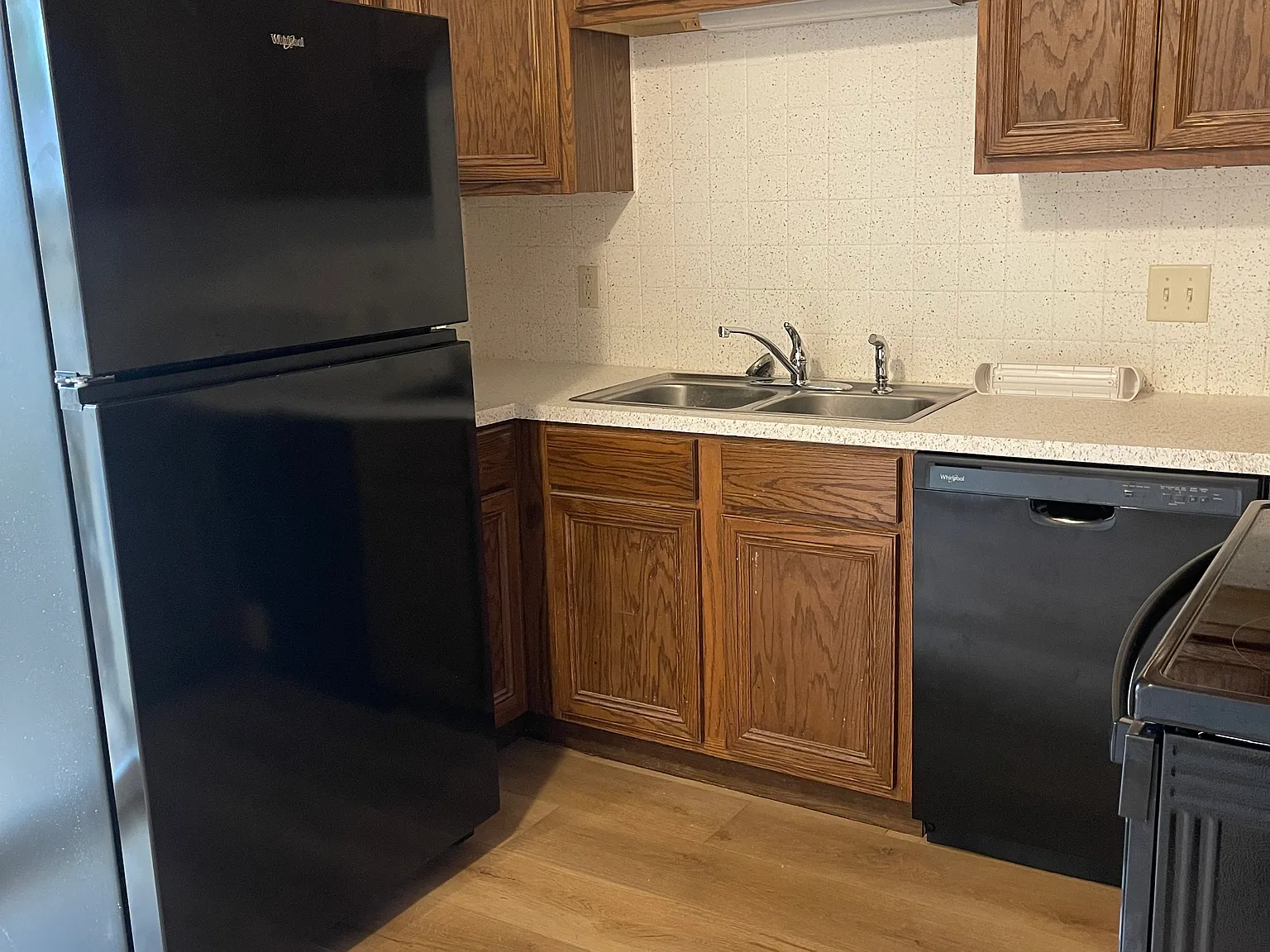 3 bed, 1014 sqft, $1,500 — Photo 3
