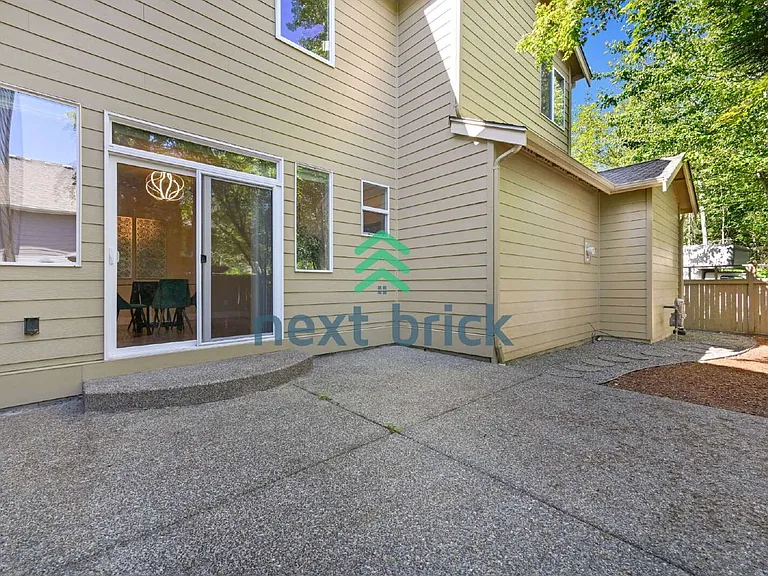 8627 Swenson Dr SE — Photo 24