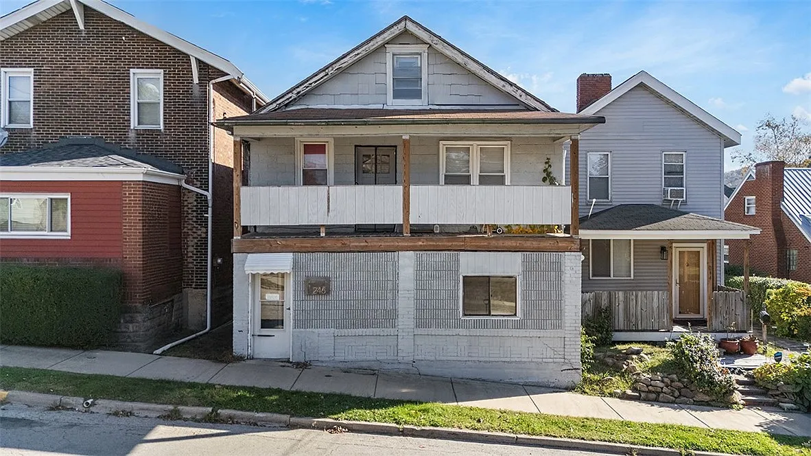 246 Colfax St photo 1