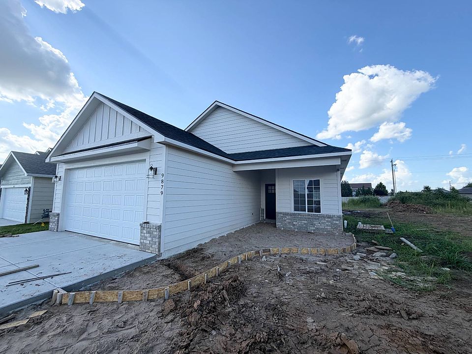1st image of 9879 Weeping Willow Dr