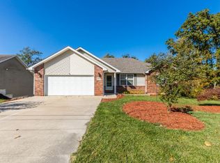 1473 N Lake Of The Woods Rd, Columbia, MO 65202