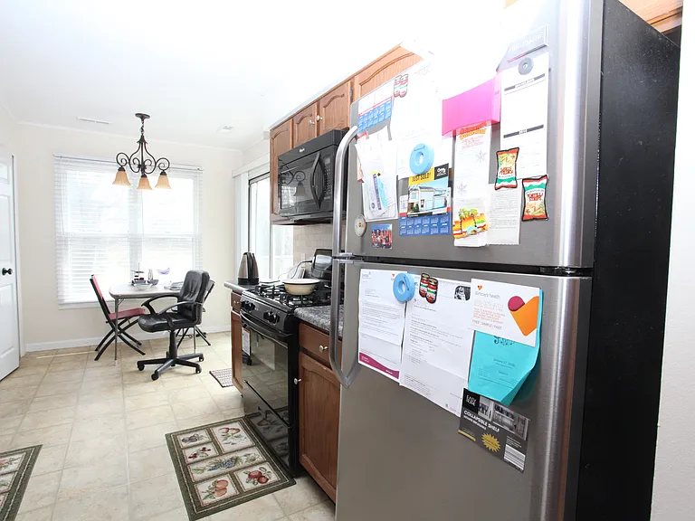 1245 N Regency Dr — Photo 5