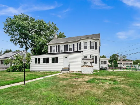 542 Mer Edinburg Rd, Hamilton, NJ 08619