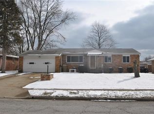 232 Hollywood Ave, Cuyahoga falls, OH 44221