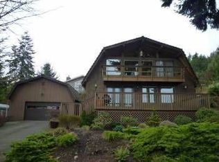 351 N Ayock Beach Dr, Lilliwaup, WA 98555