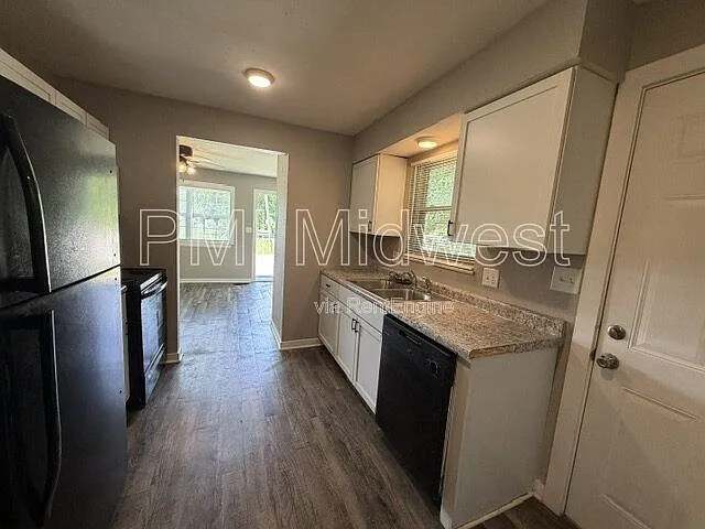 2419 N Bolton Ave — Photo 6