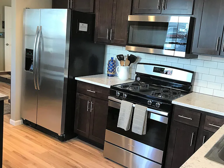 609 Water St — Photo 9