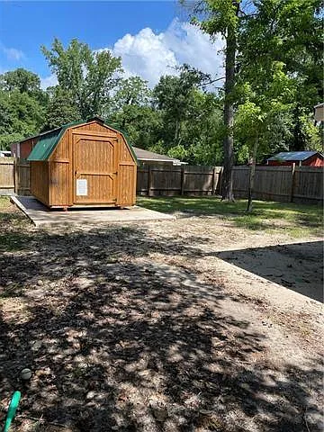 644 Castain Dr — Photo 12