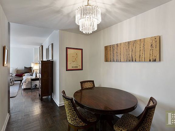 3rd image of 2 5th Ave APT 4E