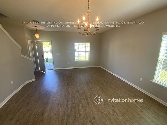 3rd image of 2647 Oak Haven Dr